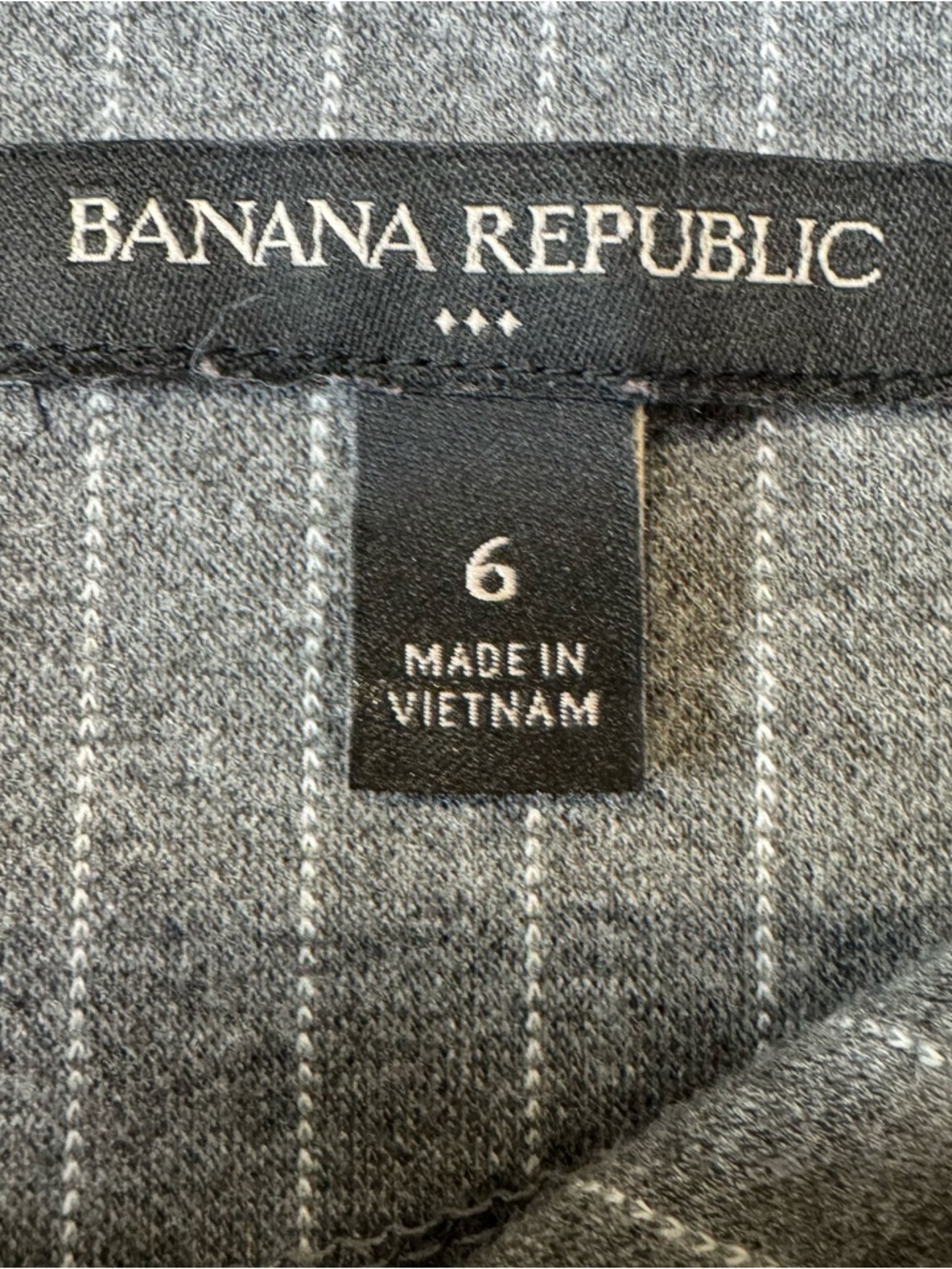 Banana Republic Grey Pinstripe Sheath Dress – Size 6 - Picture 4 of 11